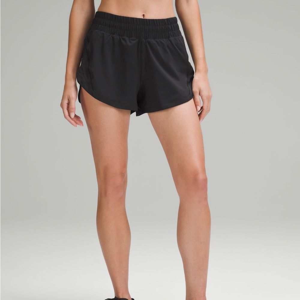🖤Lululemon Track That High-Rise Lined Short 3" in Black🖤